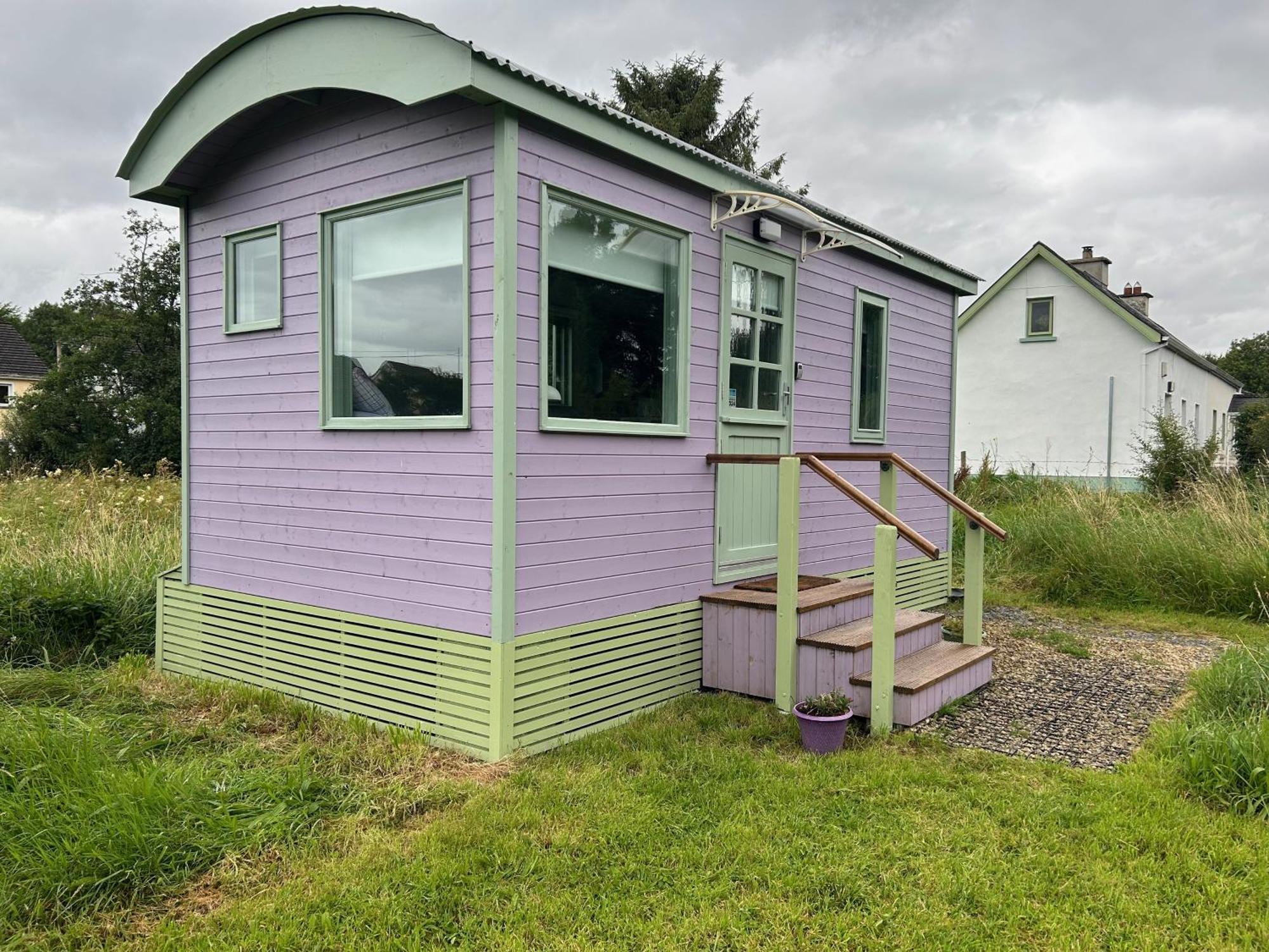 Market Street Shepherd'S Hut Leitrim Dromahair Exterior photo
